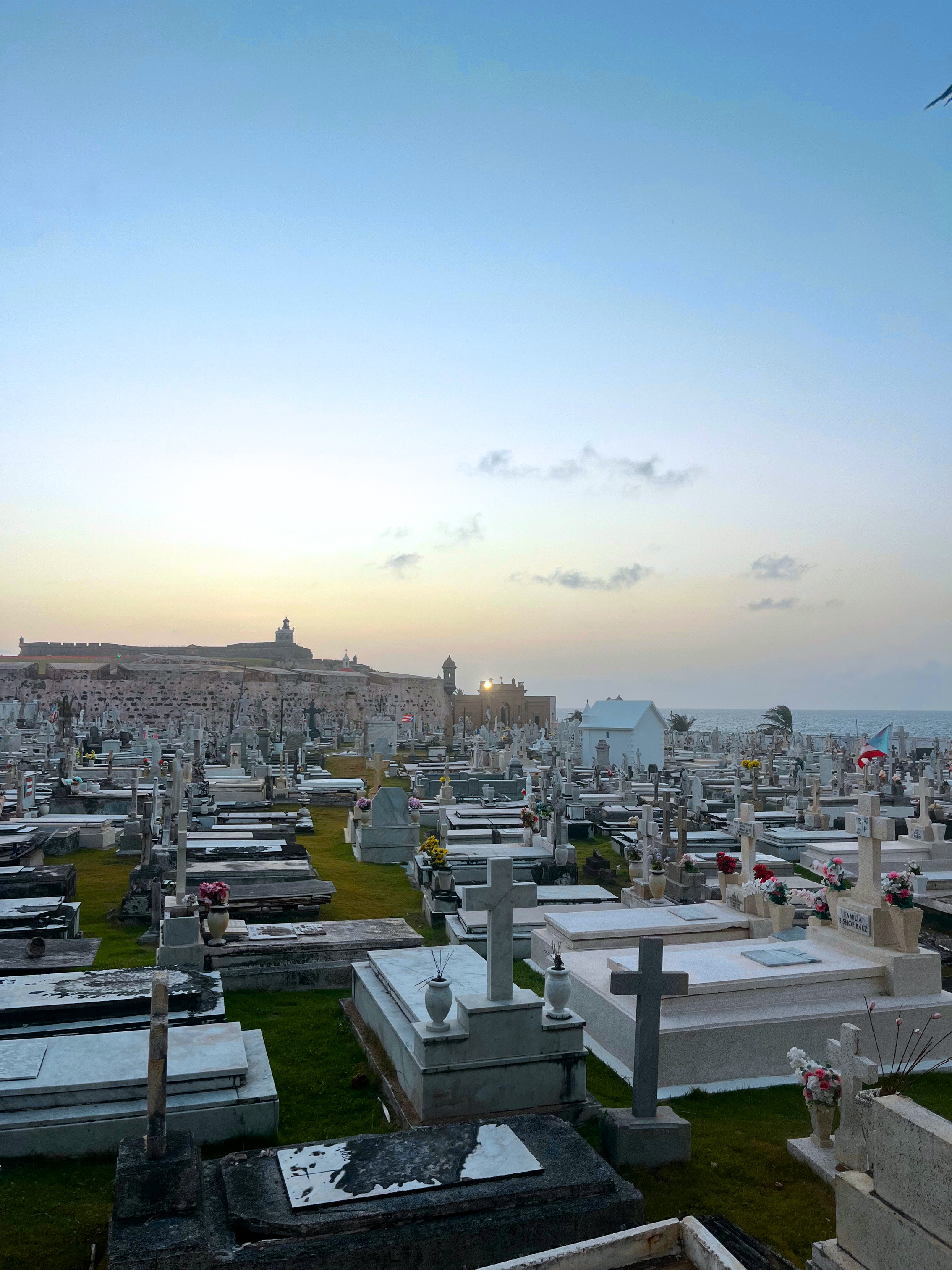 Santa María Magdalena de Pazzis Cemetery overlooking the Atlantic Ocean